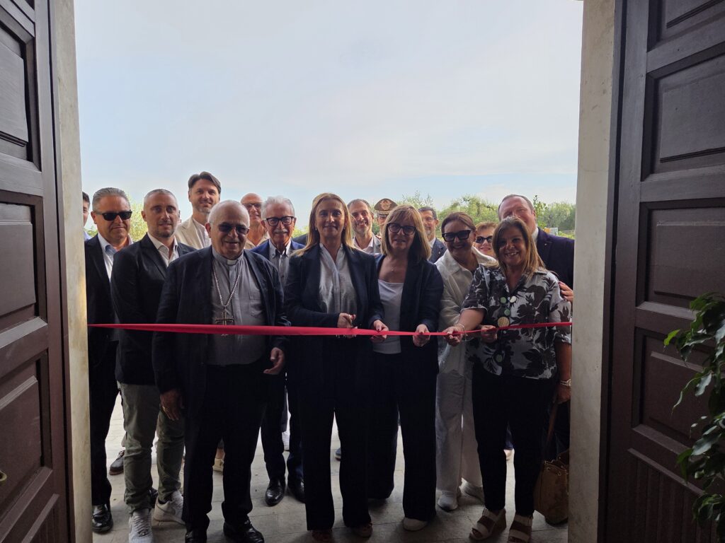 Casa Sant’Ernesto, istituzioni unite per l’inclusione sociale: dalla Regione Lazio alla Prefettura, il territorio fa squadra